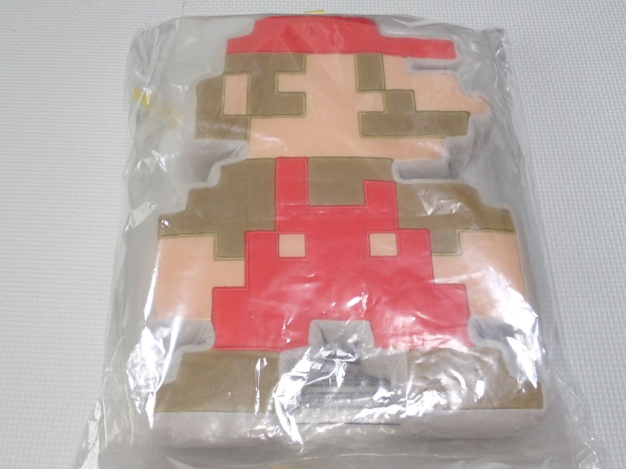 クラブニンテンドー ドットマリオクッション 任天堂 - メルカリ