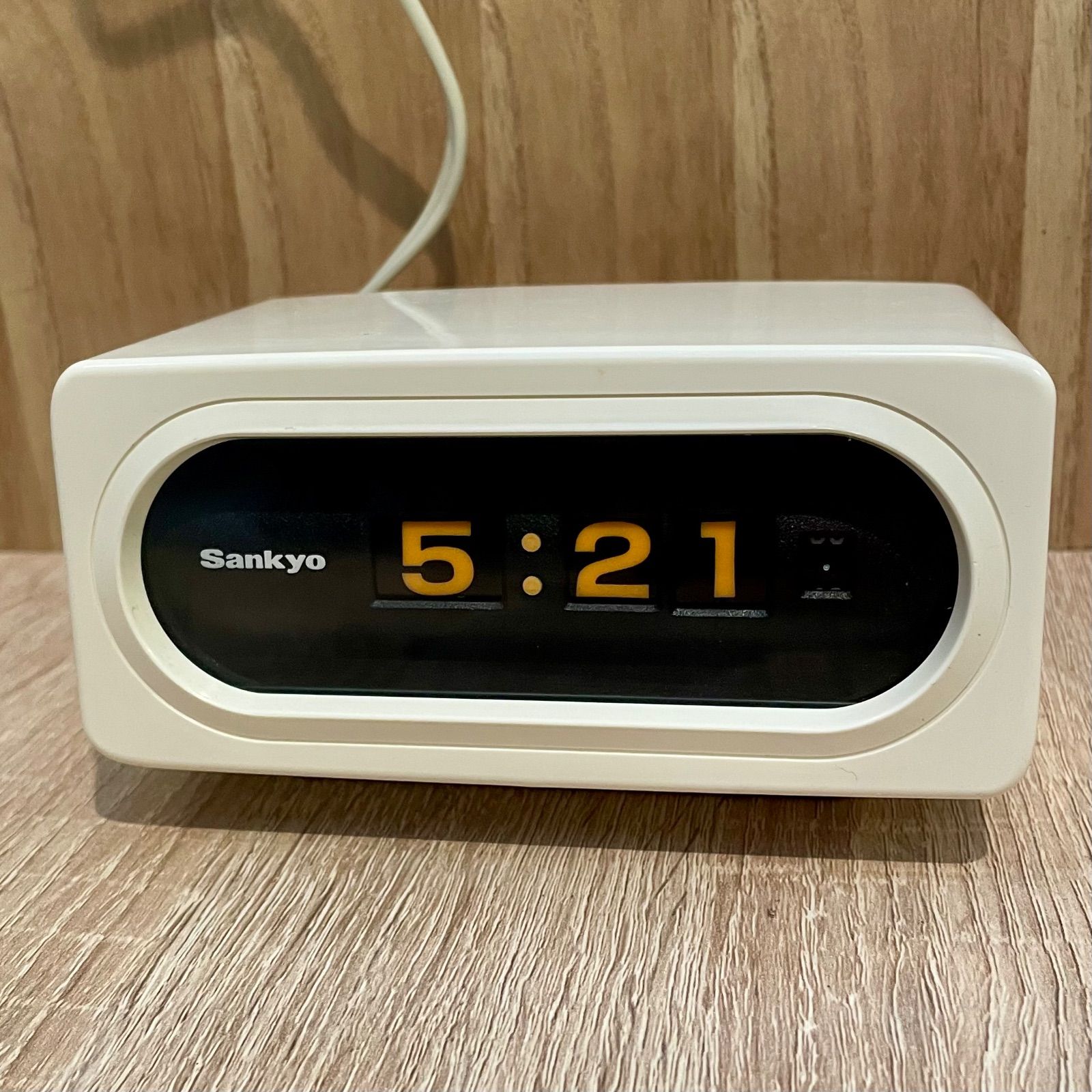 パタパタ時計 Sankyo DT-601 ザックス アイボリー レトロ