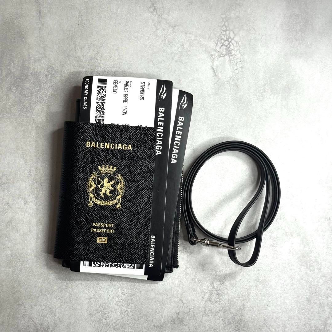 現行| BALENCIAGA バレンシアガ | パスポートフォンホルダー スマホショルダーバッグ カードケース カーフスキン ブラック 787733