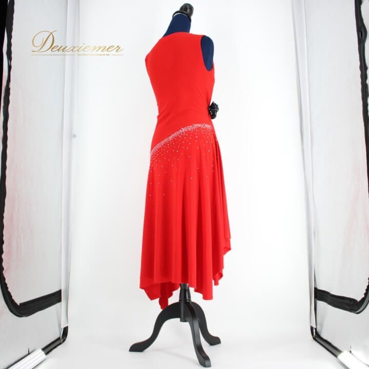 ドレス スポーツウェア