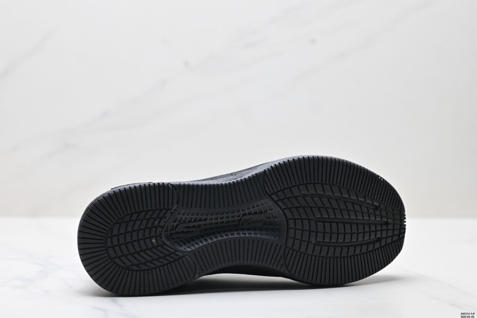 今日特価】Skechers スケッチャーズ 送料無料 在庫限定セール