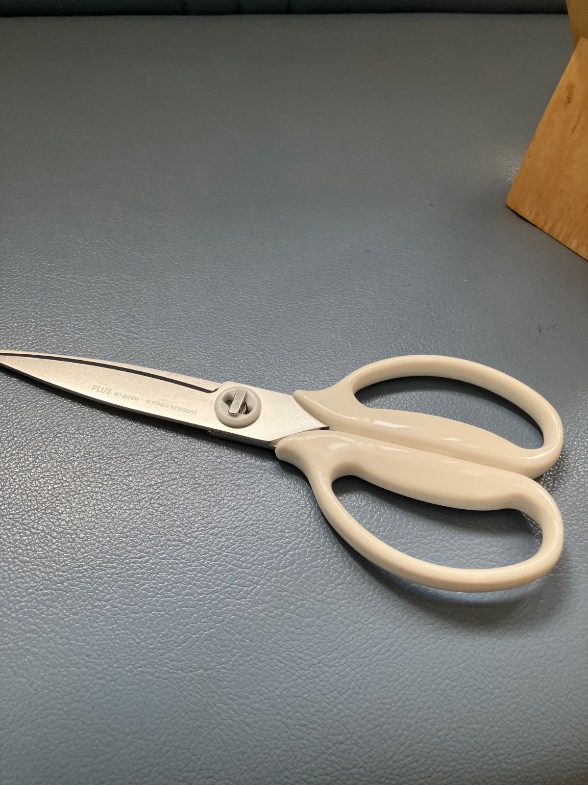 包丁セット ステンレススチール製 4本とキッチンハサミ 包丁置きのセット