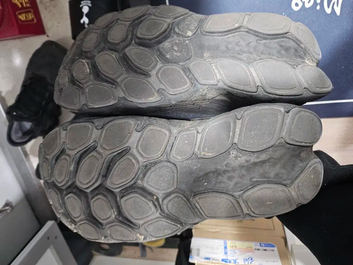 adidas アディダス
