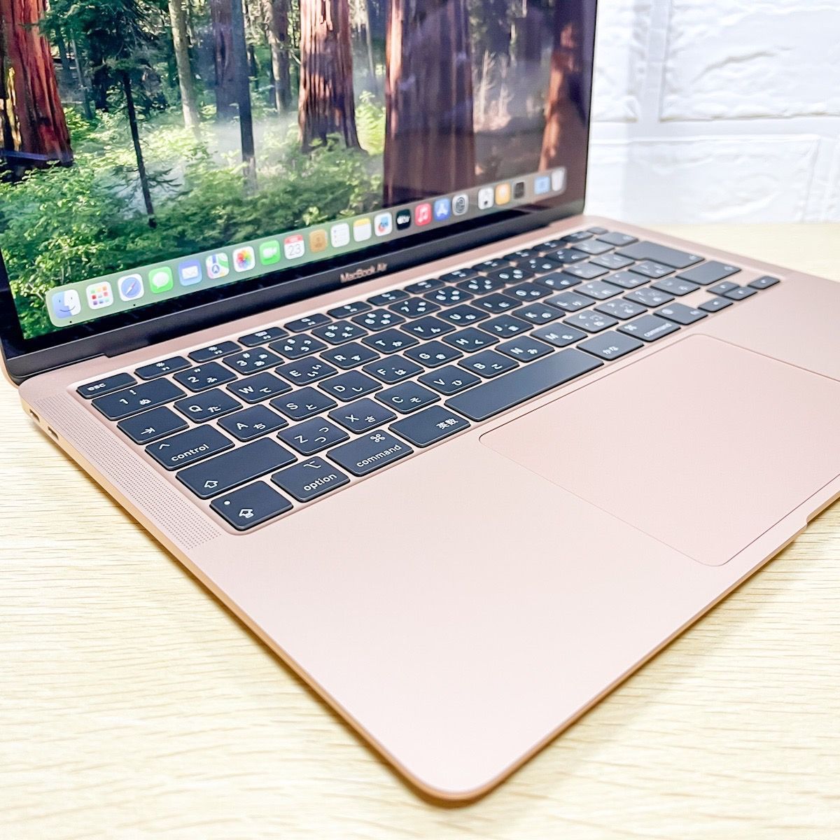 美品】MacBook Air M1チップ メモリ8GB SSD256GB MacBook Air M1チップ