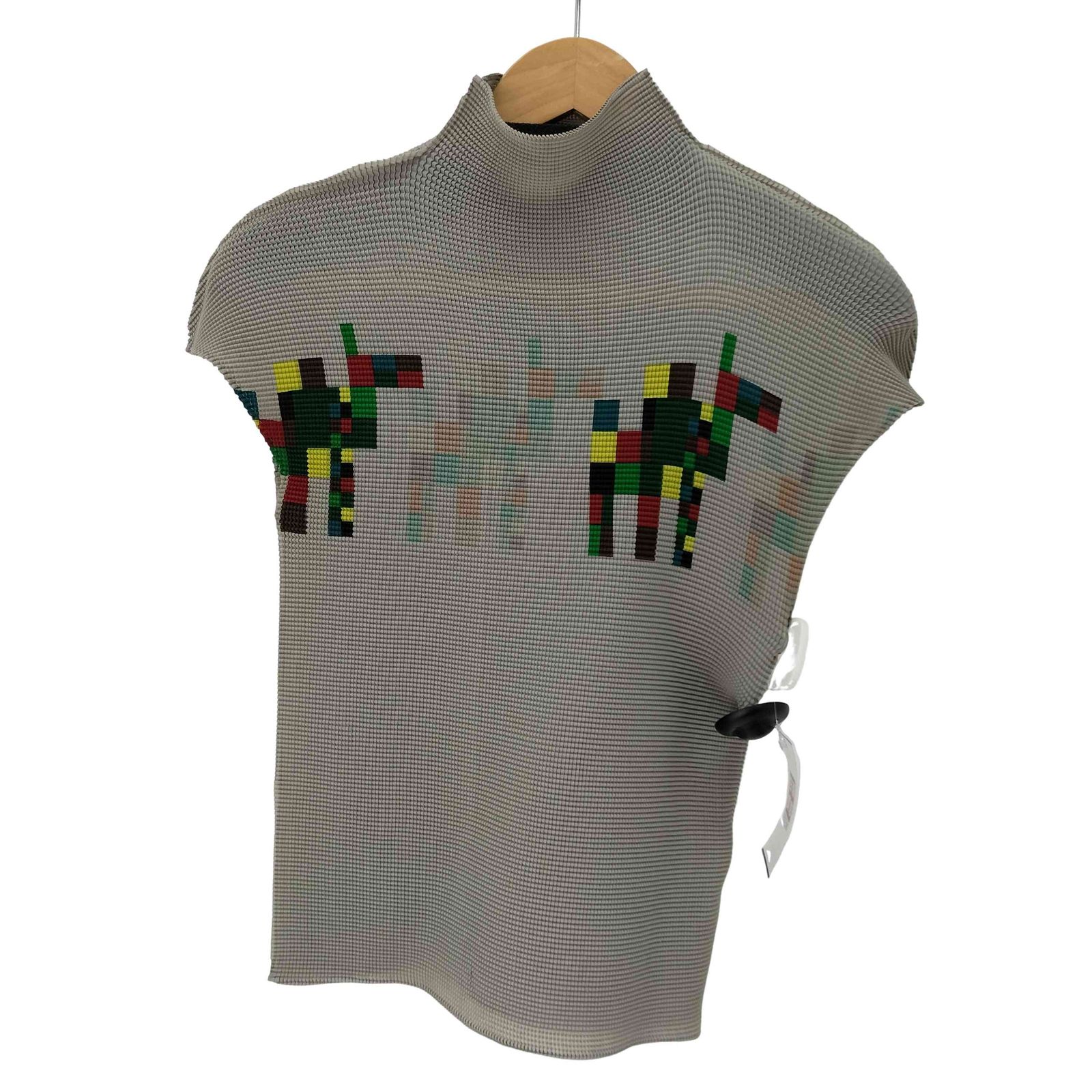 【me ISSEY MIYAKE】ワッフルプリーツトップス【新品未使用】 1002100924360-4.jpg