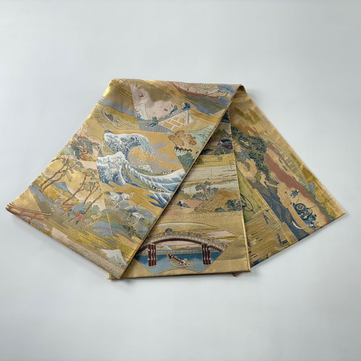 袋帯 美品 秀品 本金 富嶽三十六景 箔 金色 お太鼓柄 正絹