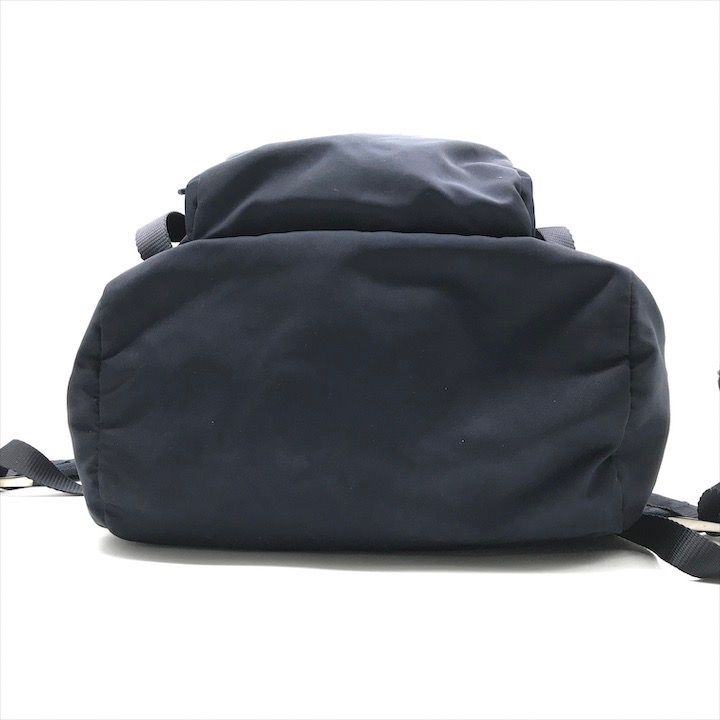 大人気☆PRADA☆プラダ☆リュック☆三角ロゴプレート☆テスート☆ナイロン☆紺！ 大人気☆PRADA☆プラダ☆リュック☆三角ロゴプレート☆テスート