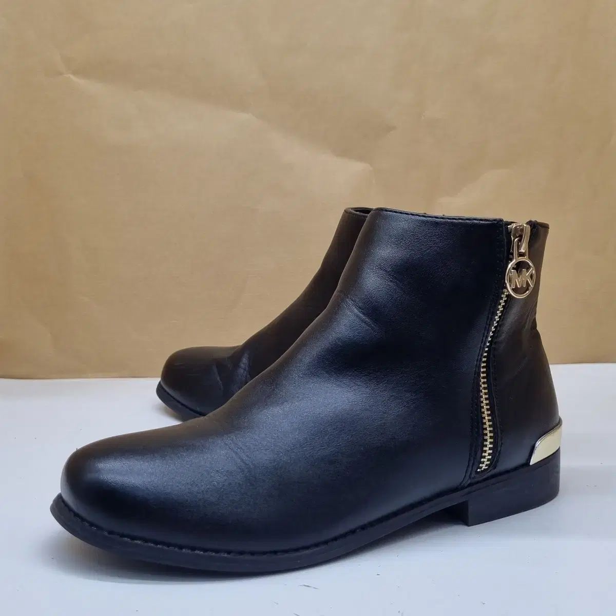 MICHAEL KORS マイケル コース 超軽量レディースアンクルブーツ 実際のサイズ 240