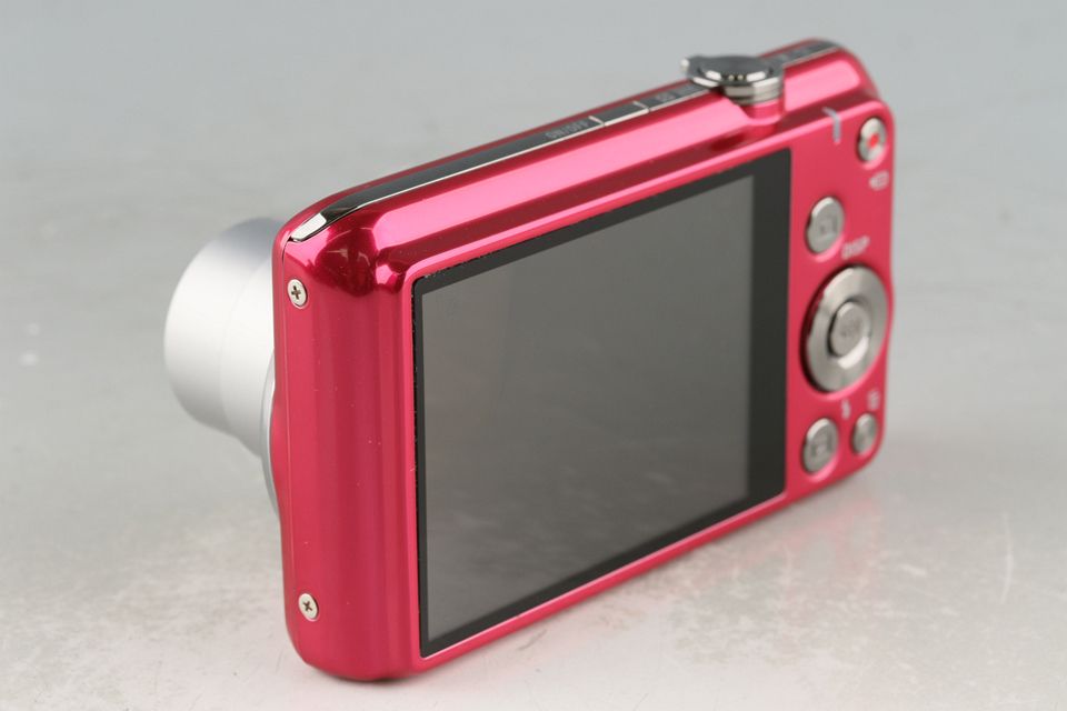Digital Camera