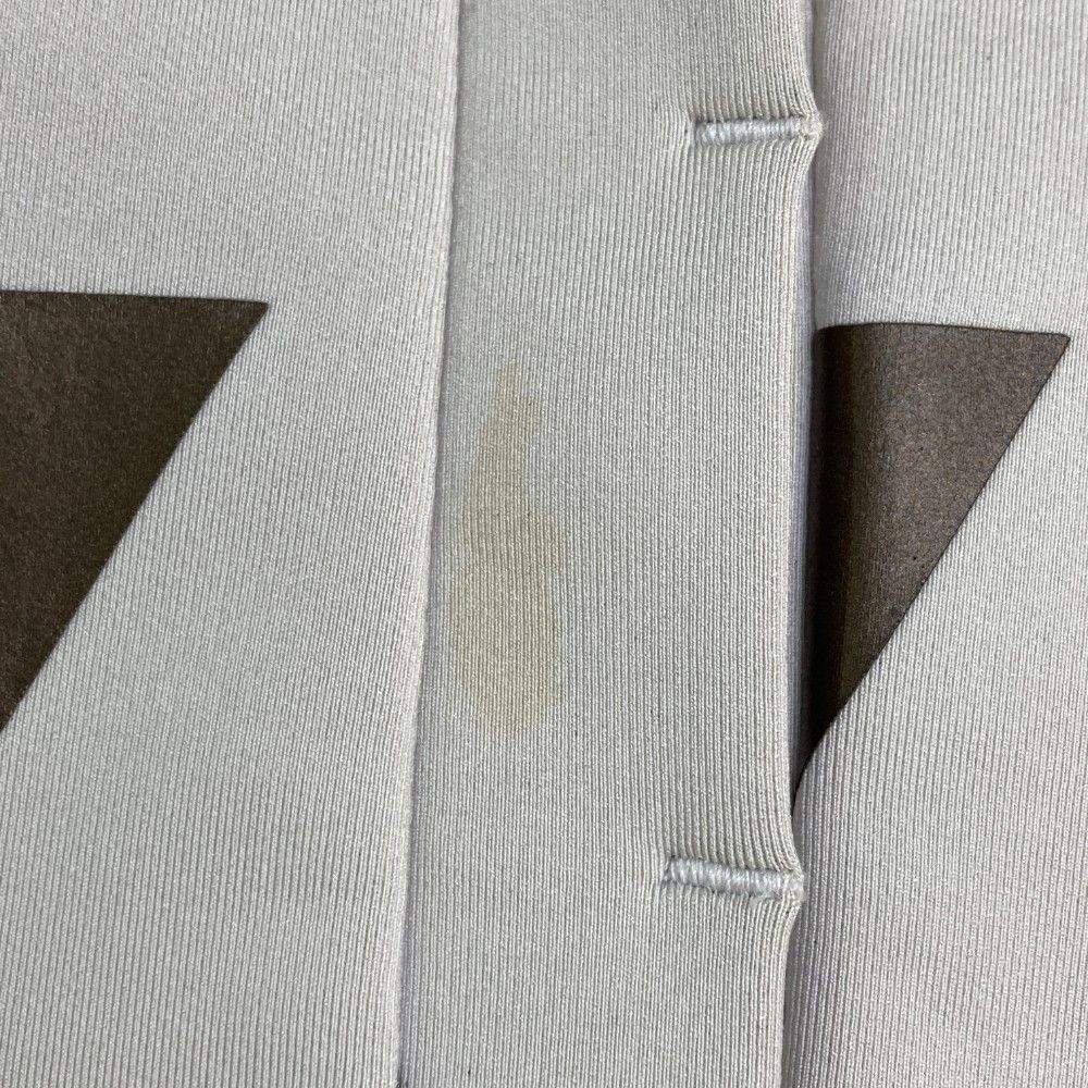 新品 デサントゴルフ ホワイト長袖ポロシャツ O サイズ：O DESCENTE GOLF デサントゴルフ 長袖 ポロシャツ ホワイト系