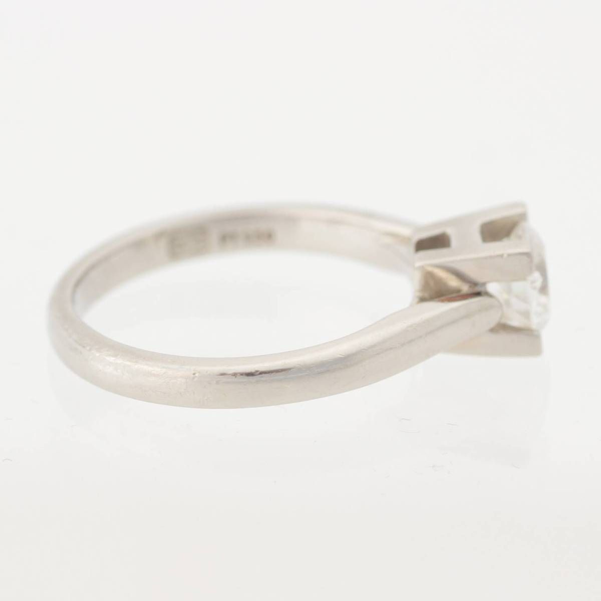 HWリング ダイヤ0.52ct