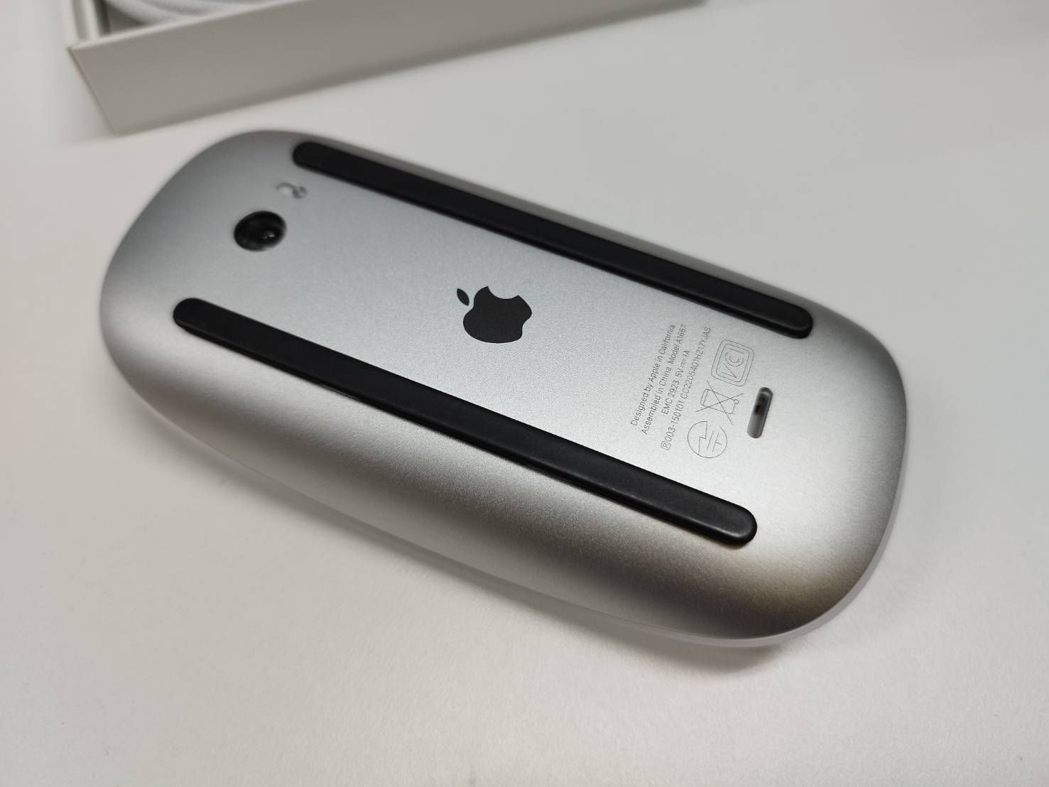 Apple Magic Mouse/マジックマウス/A1657〈MK2E3J/A〉 【中古】Apple 