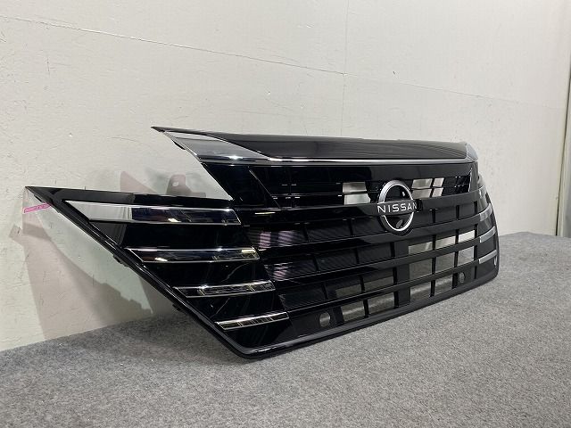 Nissan ルークス　ハイウェイスター　純正グリル 日産 ルークス/ROOX B44/45/47/48A 前期：純正 フロントグリル