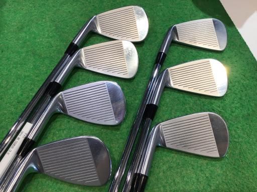 良品】豪華8本 キャロウェイ ローグST マックス メンズアイアンセット