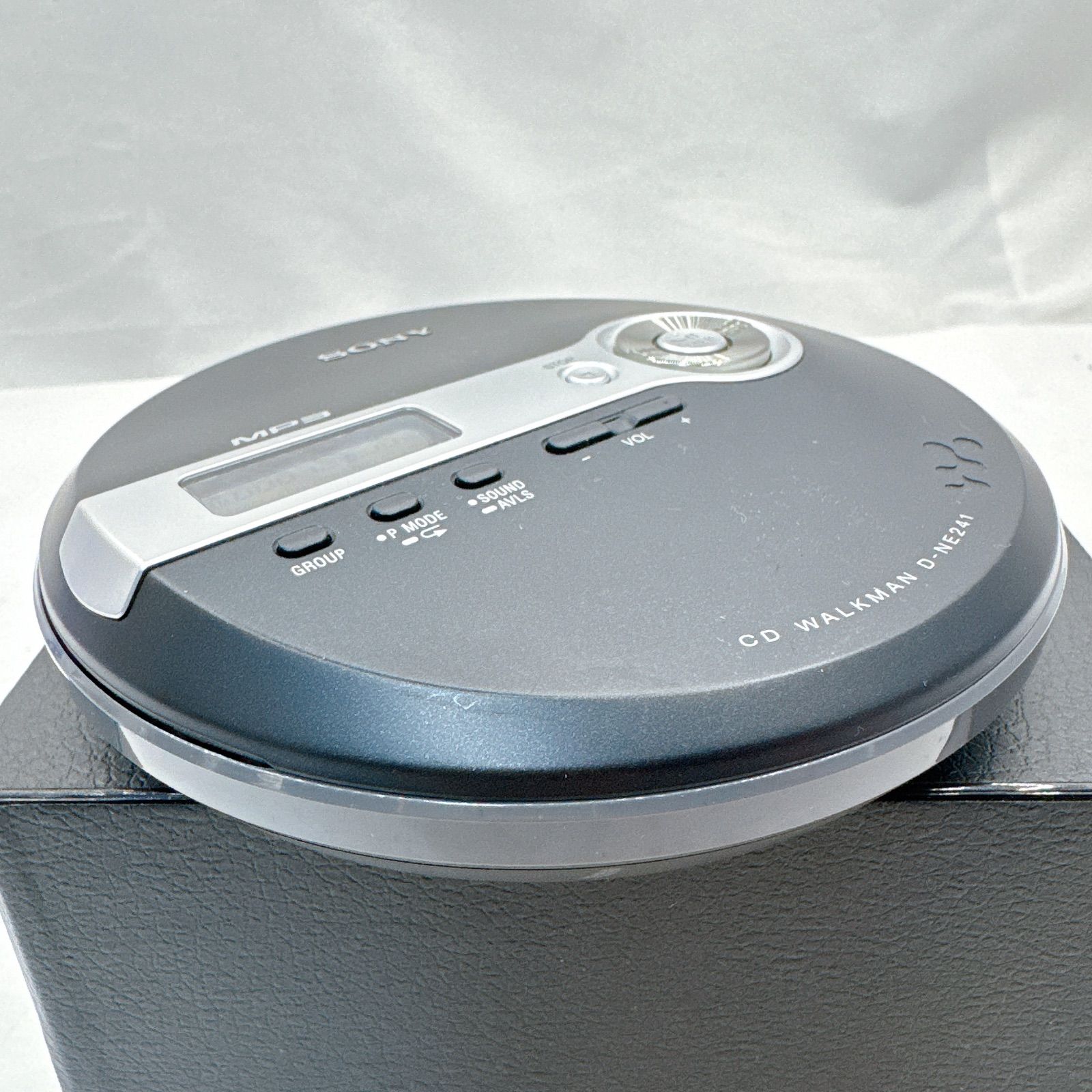 極美品】 SONY D-NE241 ポータブルプレーヤー CDウォークマン 【公式通販】