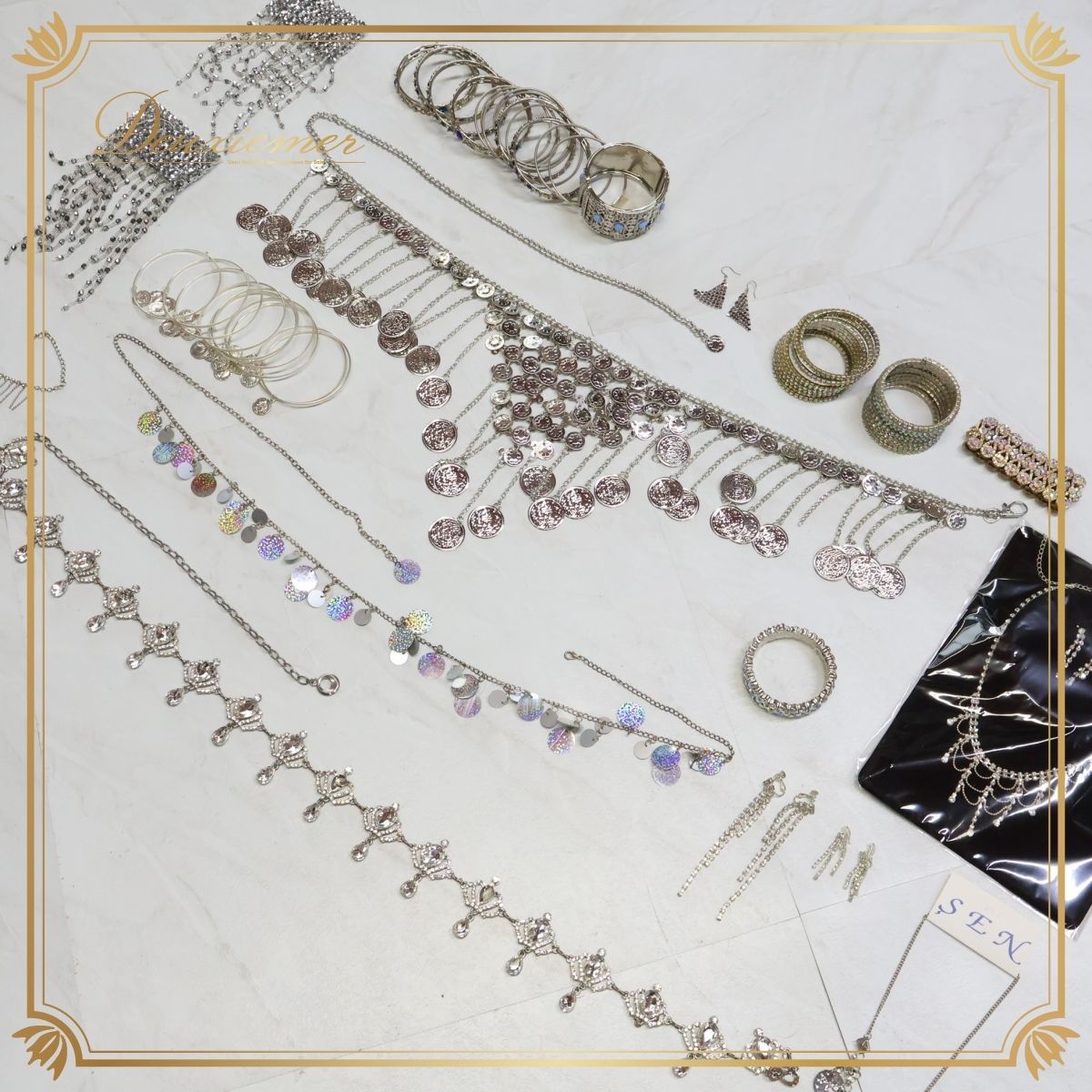 ベリーダンス衣装 小物 全17点 セット ブレスレット ネックレス ピアス イヤリング アクセサリー 発表会 飾り レディース 女性用 かわいい きれいめ エレガント ゴージャス シルバー コイン 豪華 ダンス ダンス小物 キラキラ 映え