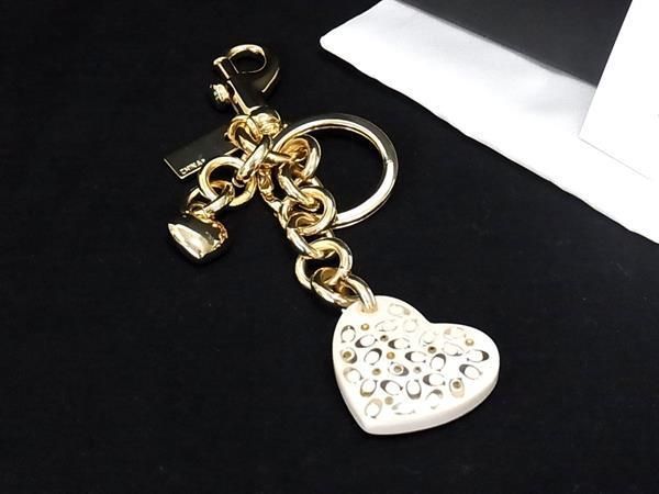 COACH - ■新品■未使用■ COACH コーチ シグネチャー ハート キーホルダー キーリング チャーム レディース ゴールド系×アイボリー系 BJ1979 □新品□未使用□ COACH コーチ シグネチャー ハート
