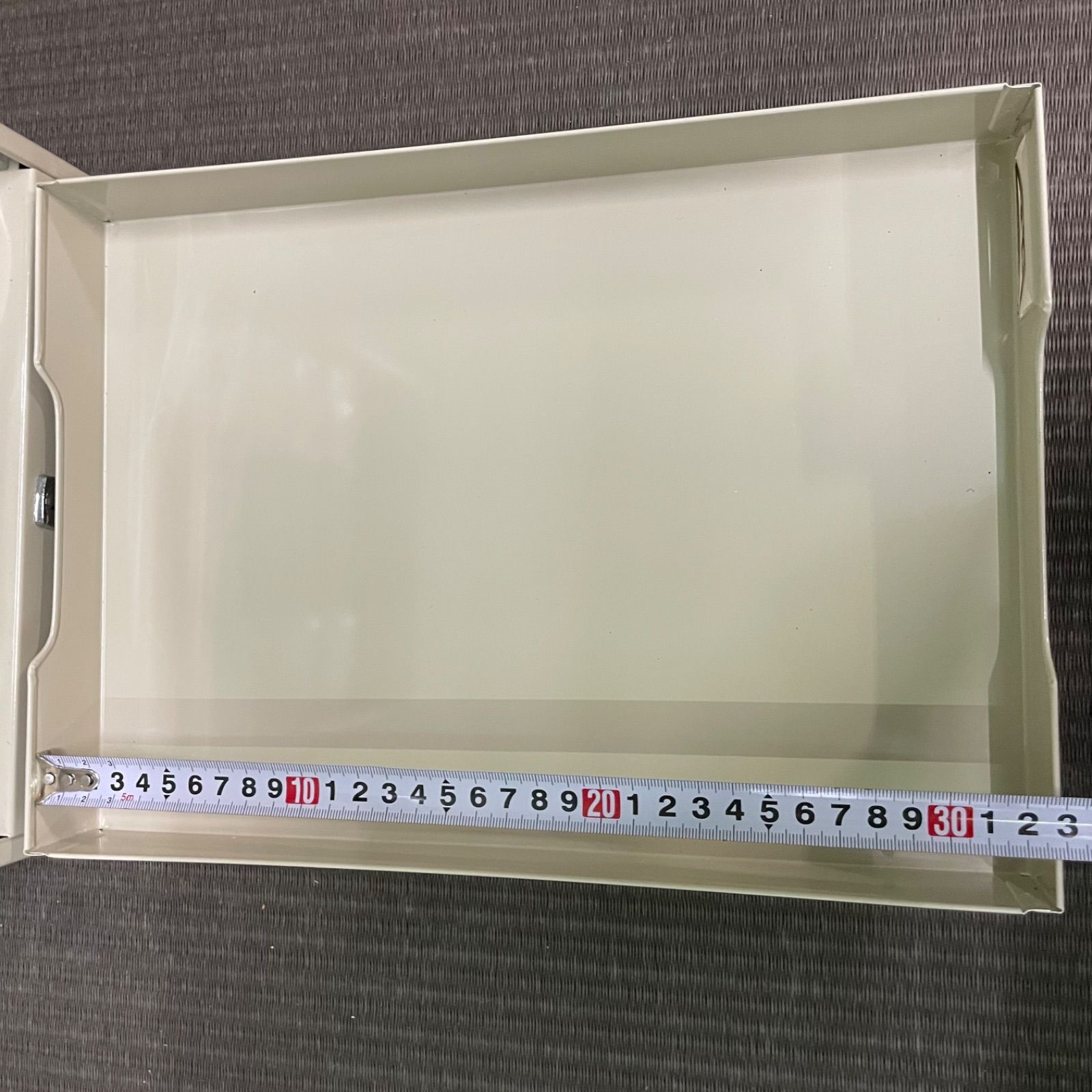 ♭ KOKUYO レターケース 鍵付き 書類入れ スチール製 キャビネット