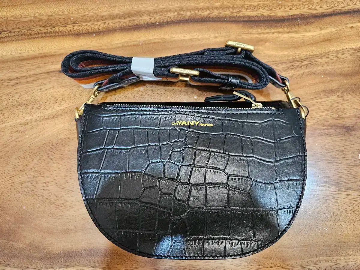 オヤニクロスバッグ商品