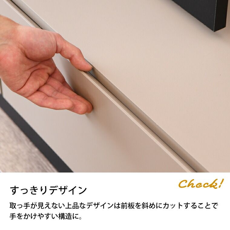 グレー