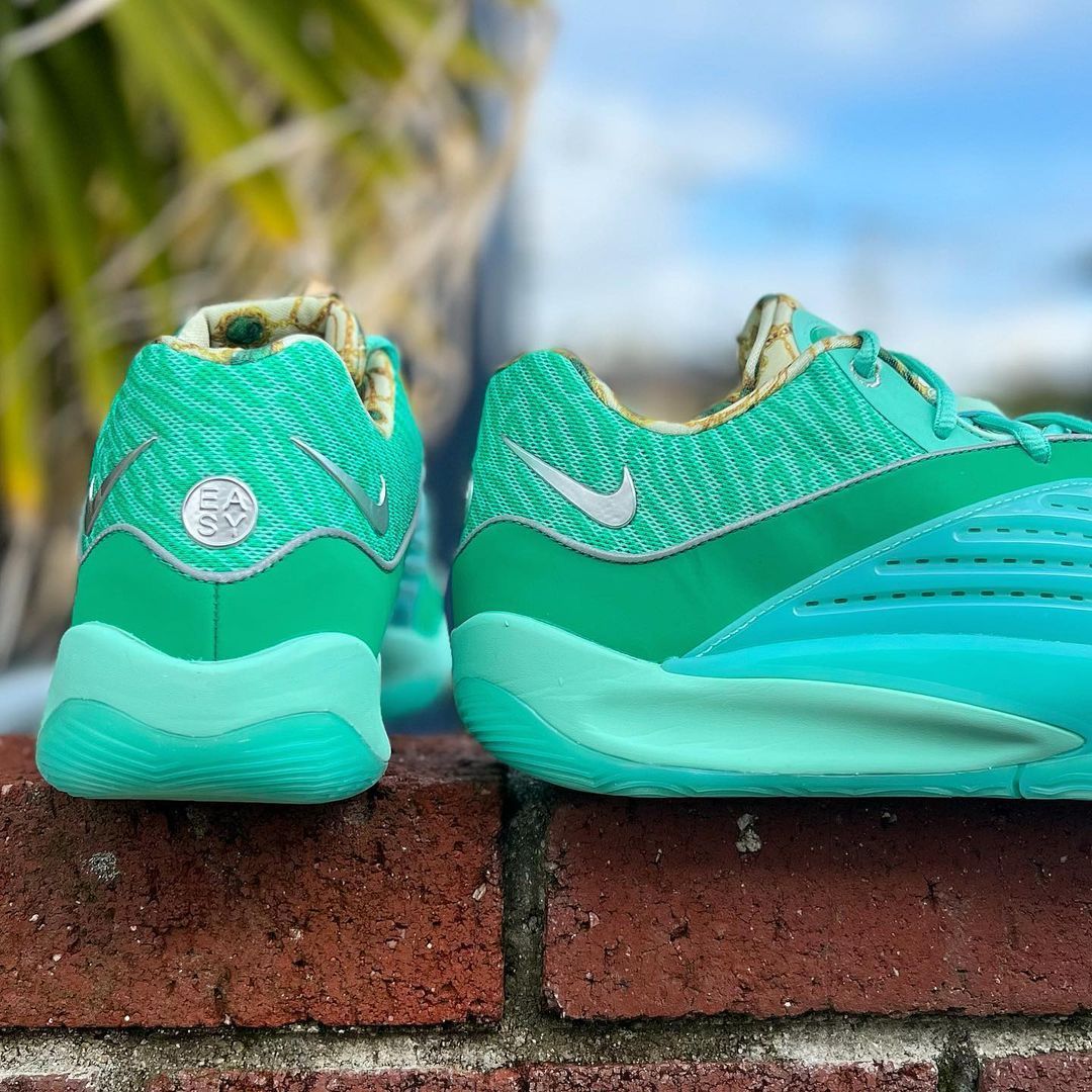 NIKE KD 16 EP 29㎝　ナイキ　ケビン·デュラント ケビン・デュラントの16作目シグネチャーモデル『NIKE KD16 EP