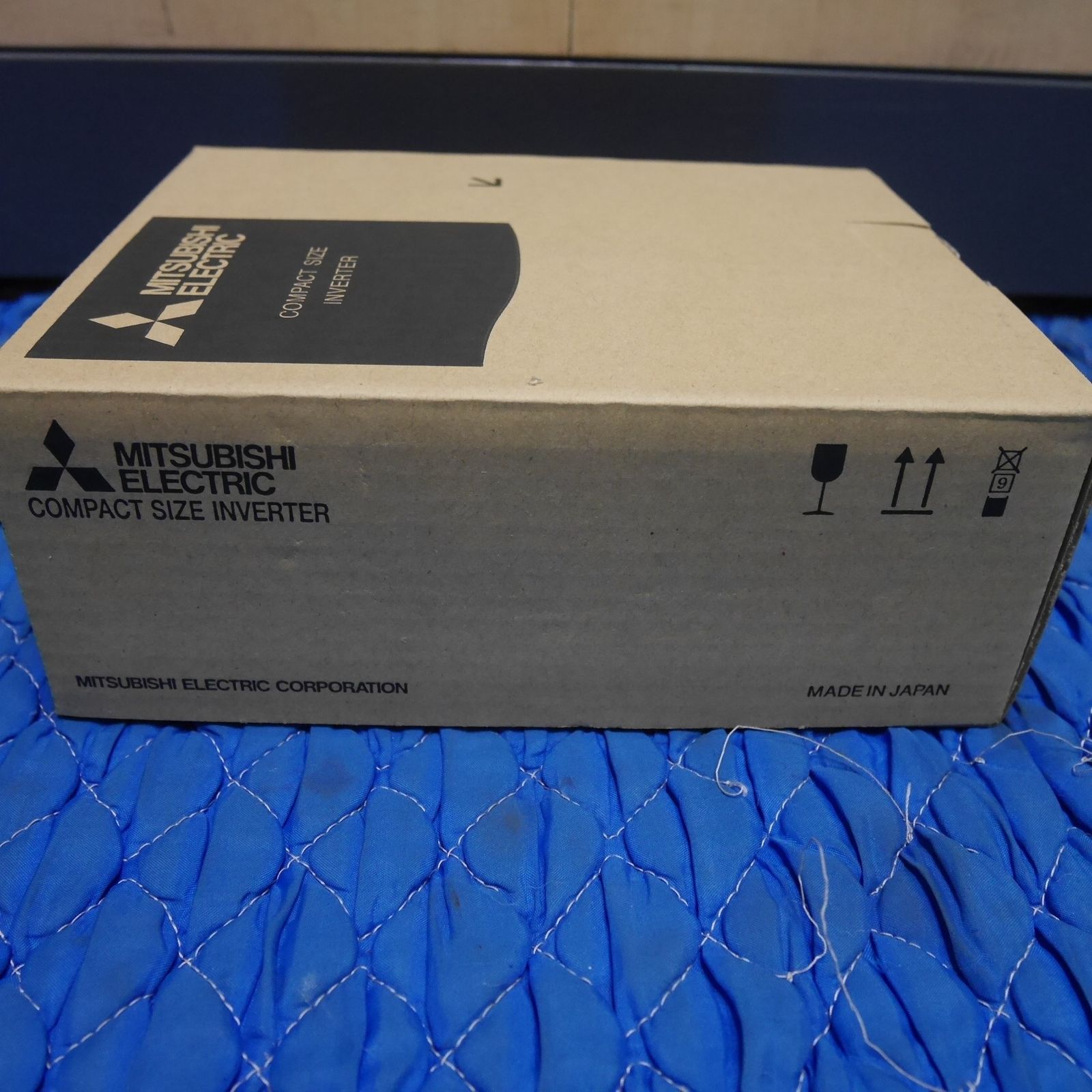 インバーター FR