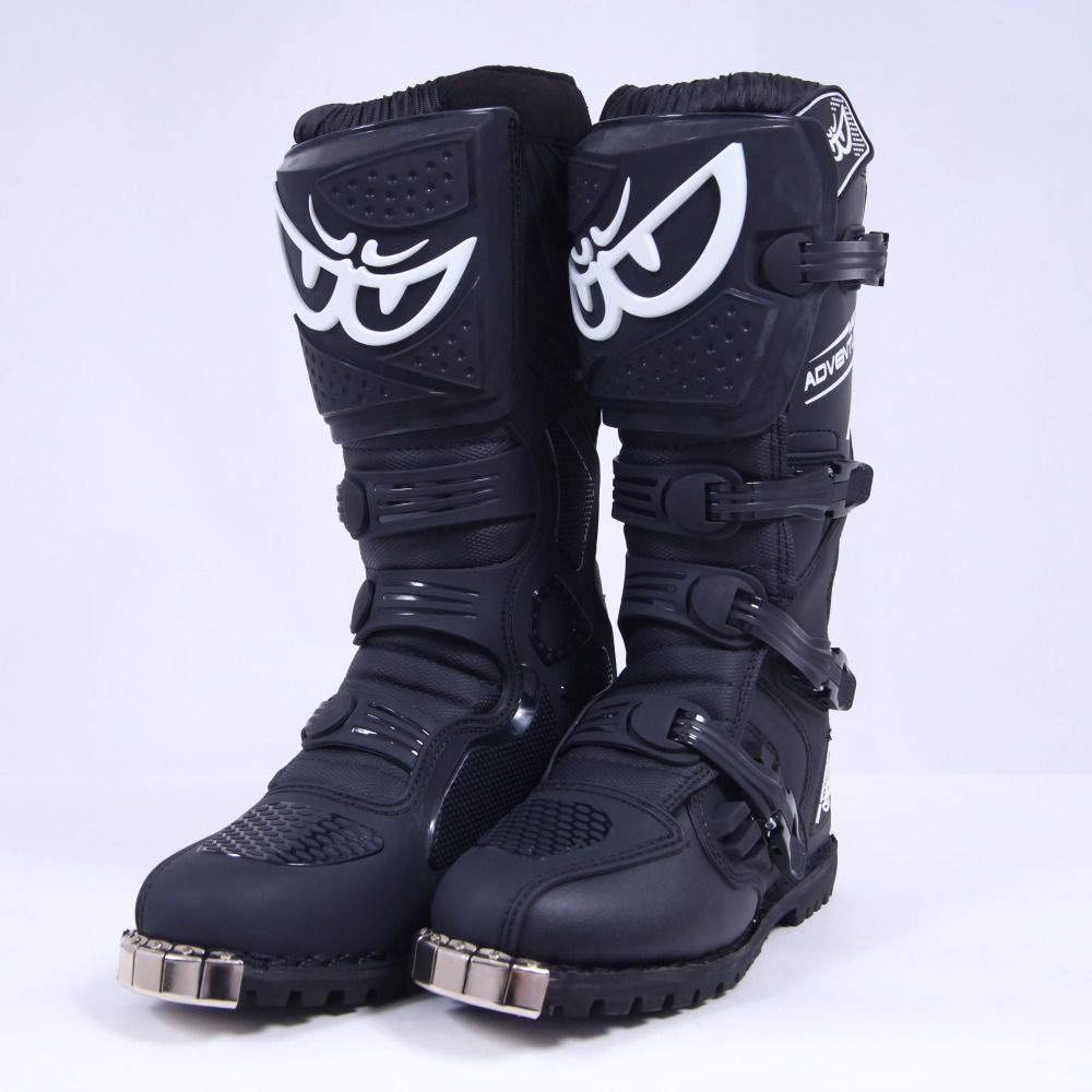 オフロードブーツ