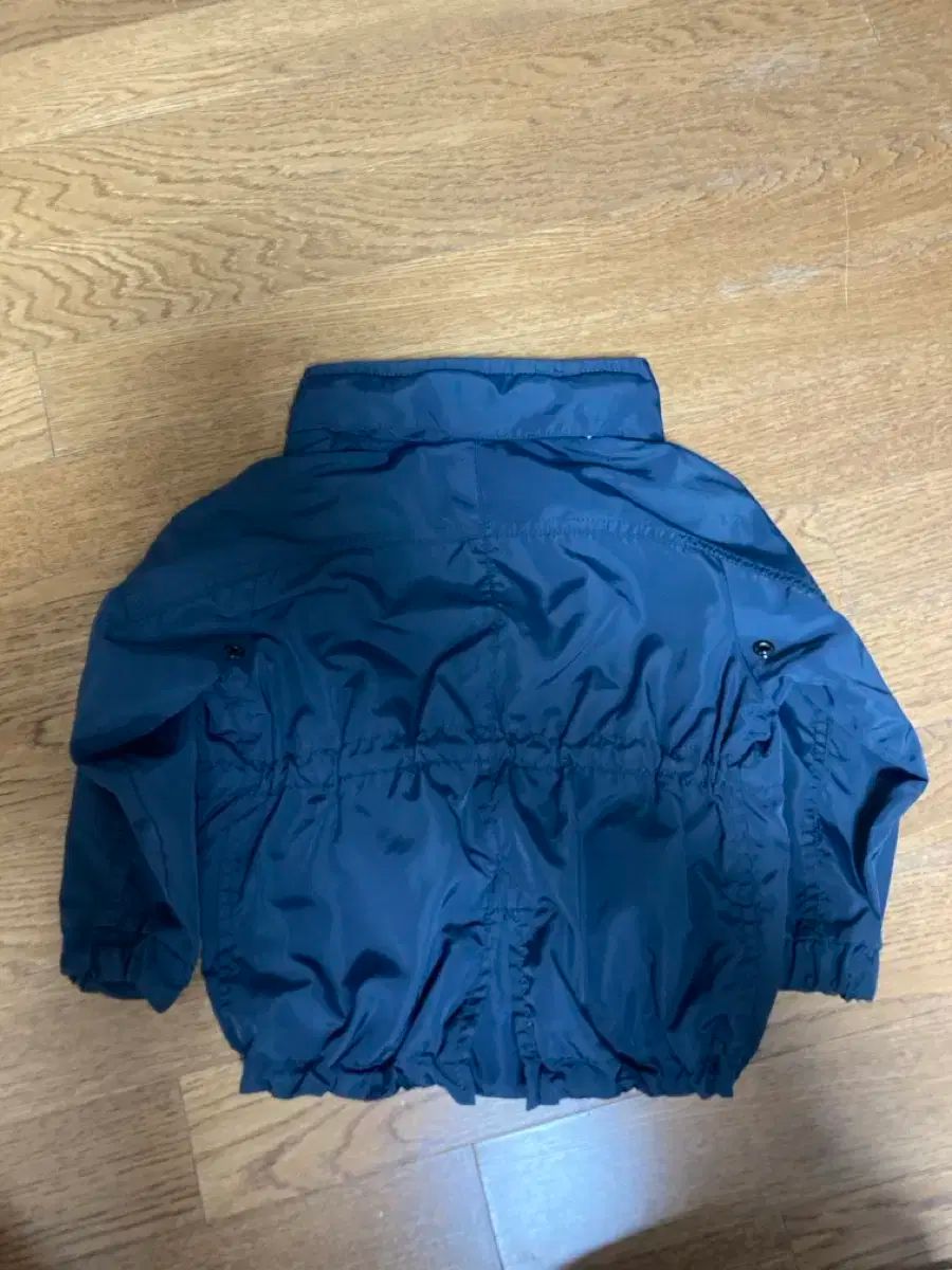バーバリー ネイビー ウィンドブレーカー アウター 2y
