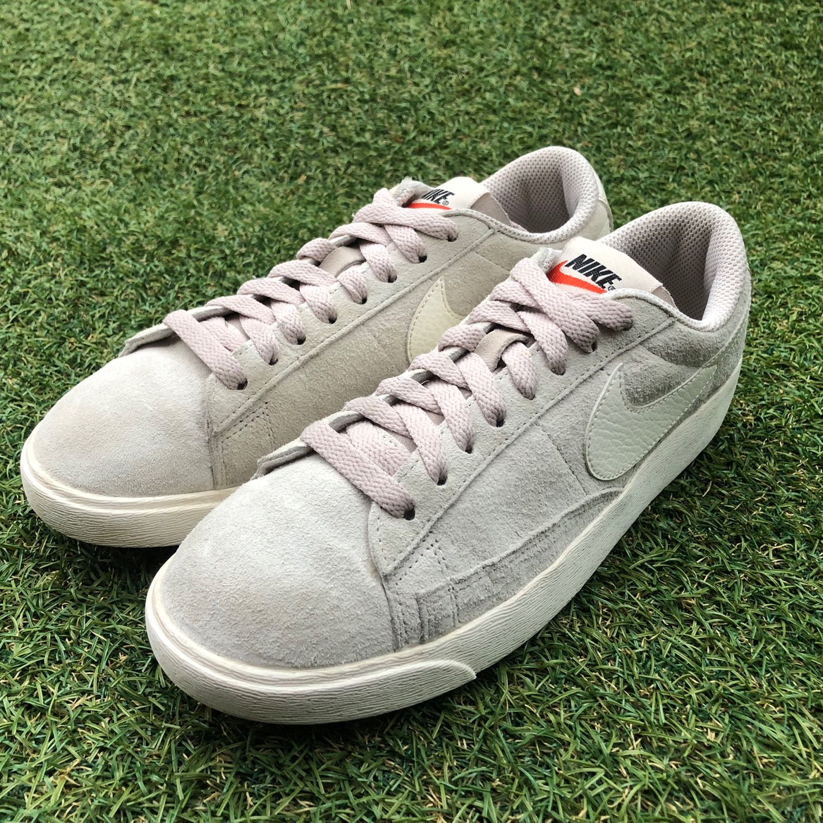 人気の福袋 登場! 新品、未使用 美品24 NIKE BLAZER LOW SD ナイキ