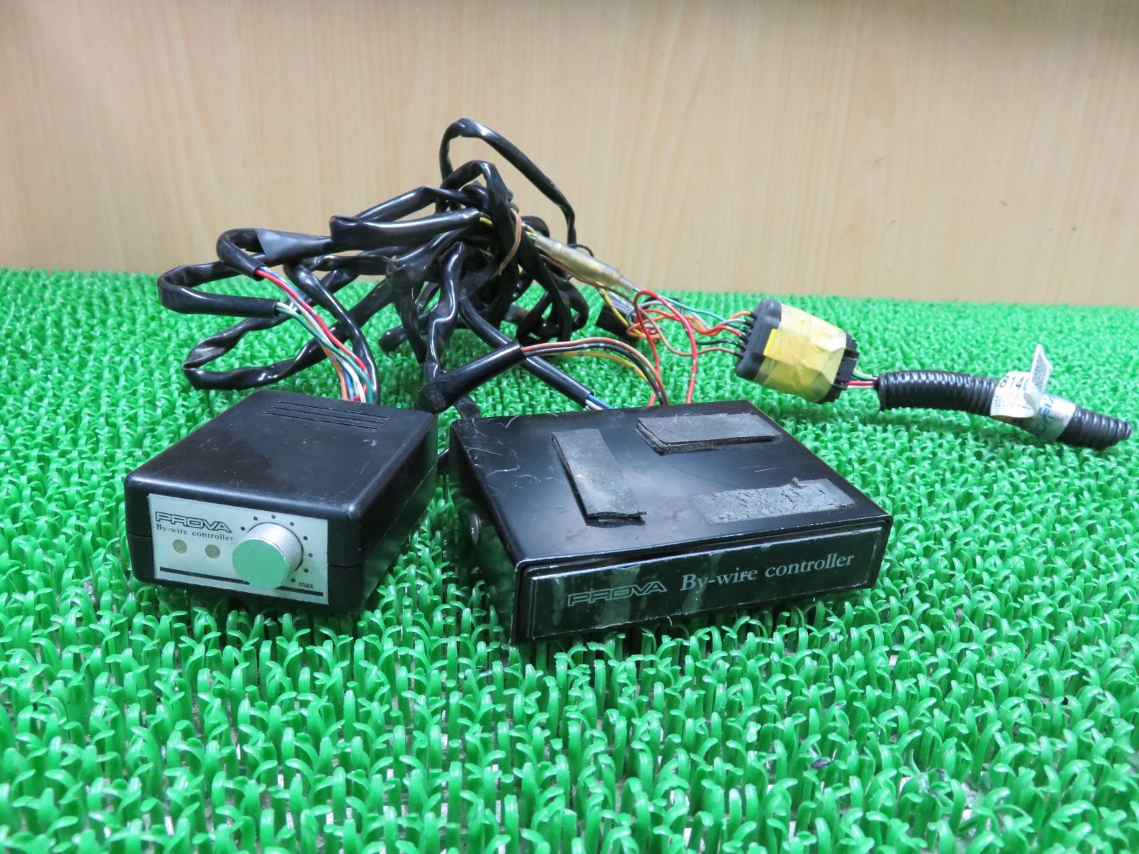 190524501469500　PROVA　バイワイヤーコントローラー　ターボBコネクタ　レガシィBP/BL　インプレッサGRB　ＧＨ8/7/3/2　 バイワイヤーコントローラー PROVA(プローバ)のチューニングCPUの