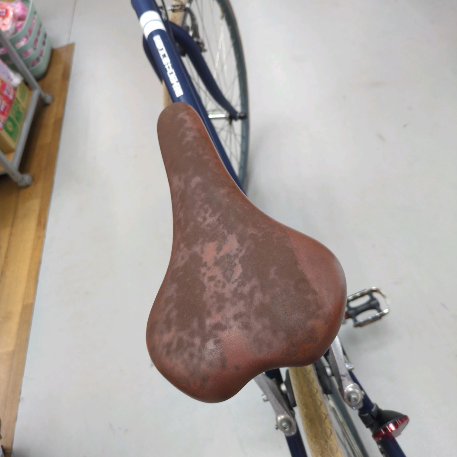 J060 ☆サビキズ使用感有り☆クロスバイク☆アサヒ☆SCH700☆6段☆700