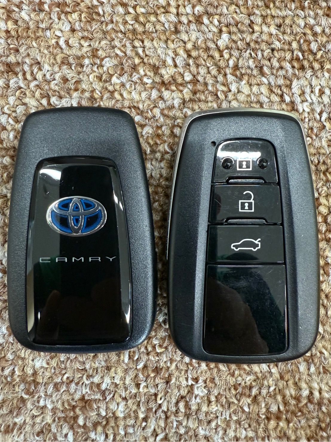 TOYOTA トヨタ スマートキー 1ボタン 007-AG0115 9個 スマートキー トヨタ 3ボタン カムリ 007-AD0027 14FAF - メルカリ