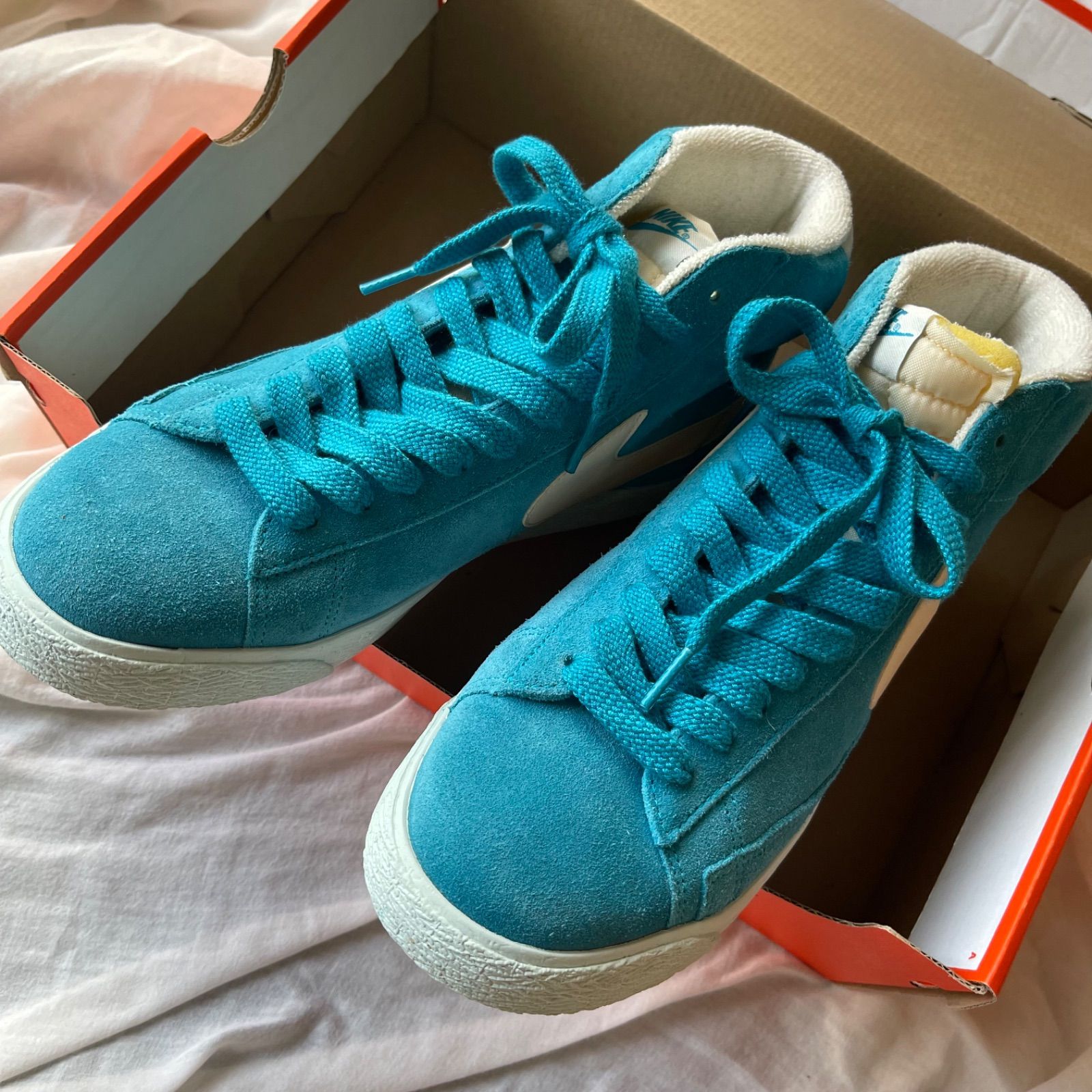 NIKE ナイキ ハイカット blazer ブレーザー US10.5/27.5cm ターコイズブルー オールスエード 未使用品 入手困難 レア品  箱なし - メルカリ