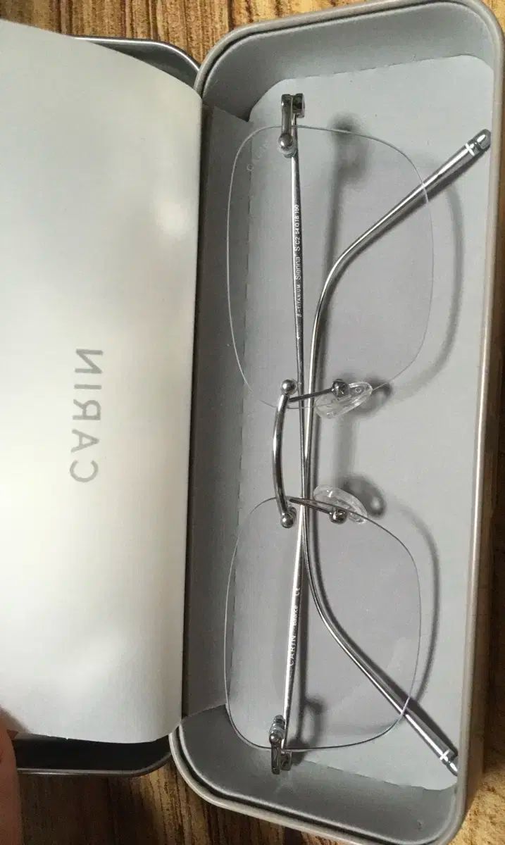 CARIN(カリン) SIENNA + S_C2 フチなし メガネ 出品 - メルカリ