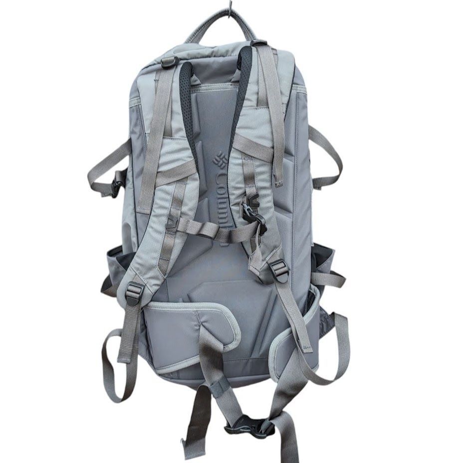 Columbia コロンビア Pepper Rock ペッパーロック 36L Backpack バックパック PU8470 グレー アウトドア デイバッグ リュック