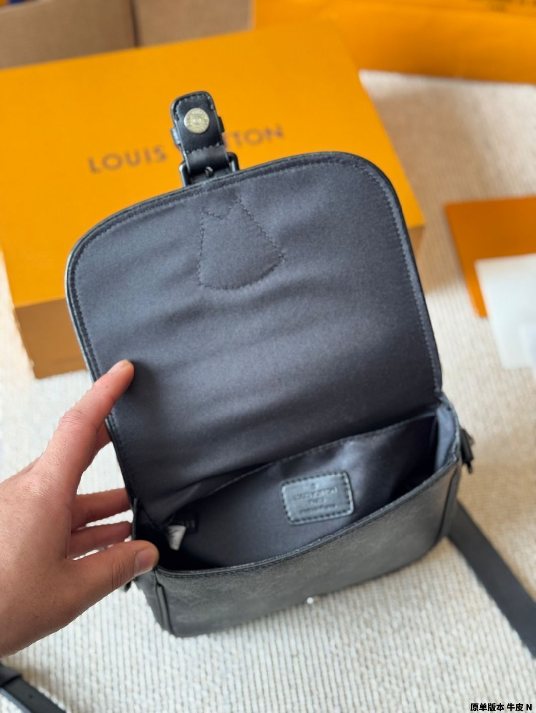 LOUIS VUITTON ナイル モノグラム バッグ✨エレガントな日常使いに◎ org.jpg