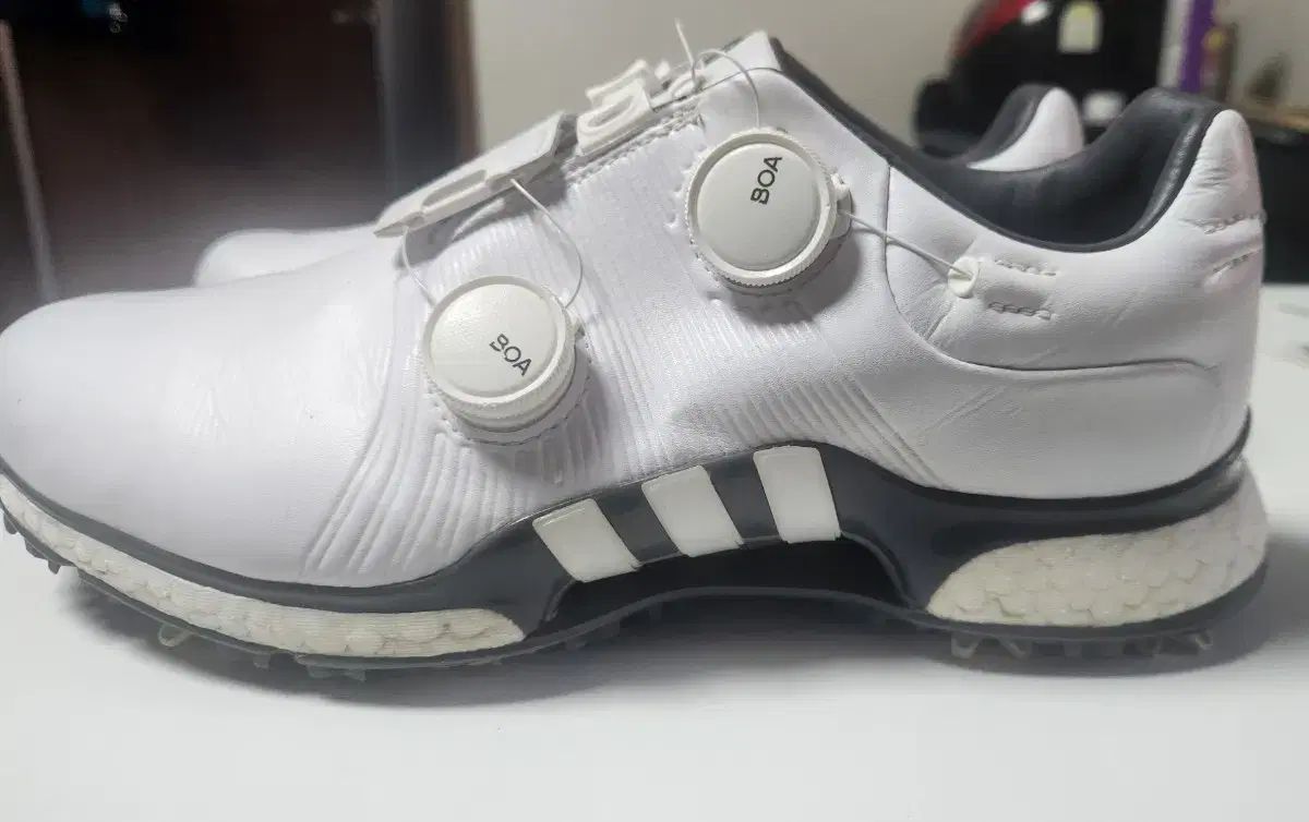 adidas アディダス
