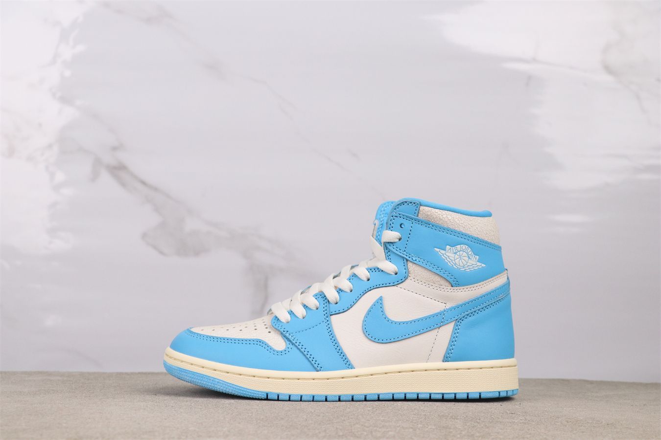 今日 Jordan ジョーダン Air Jordan AJ1 エアジョーダン AJ1 aj1 DZ5485-40