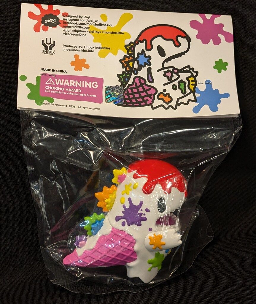 UNBOX INDUSTRIES 恐竜 ziqi DINO Rainbow Patch IceCream - メルカリ