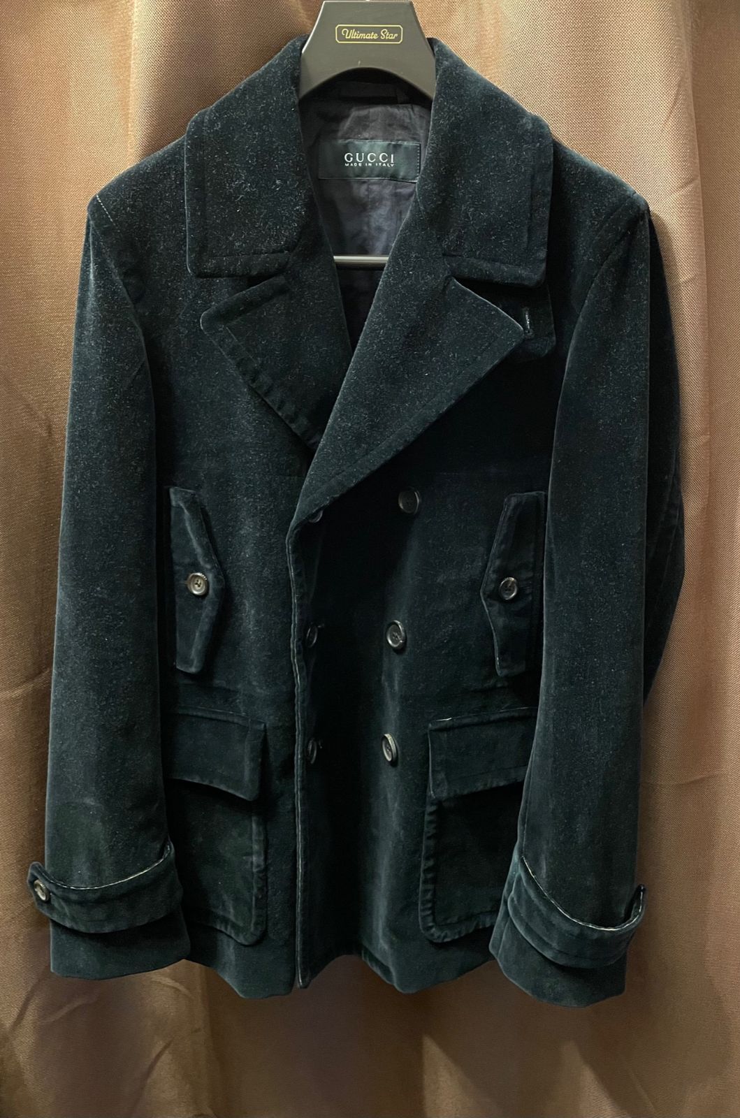【美品】GUCCI ピーコート 高級 イタリア製 48R 黒 fit=scale-down,w=1200