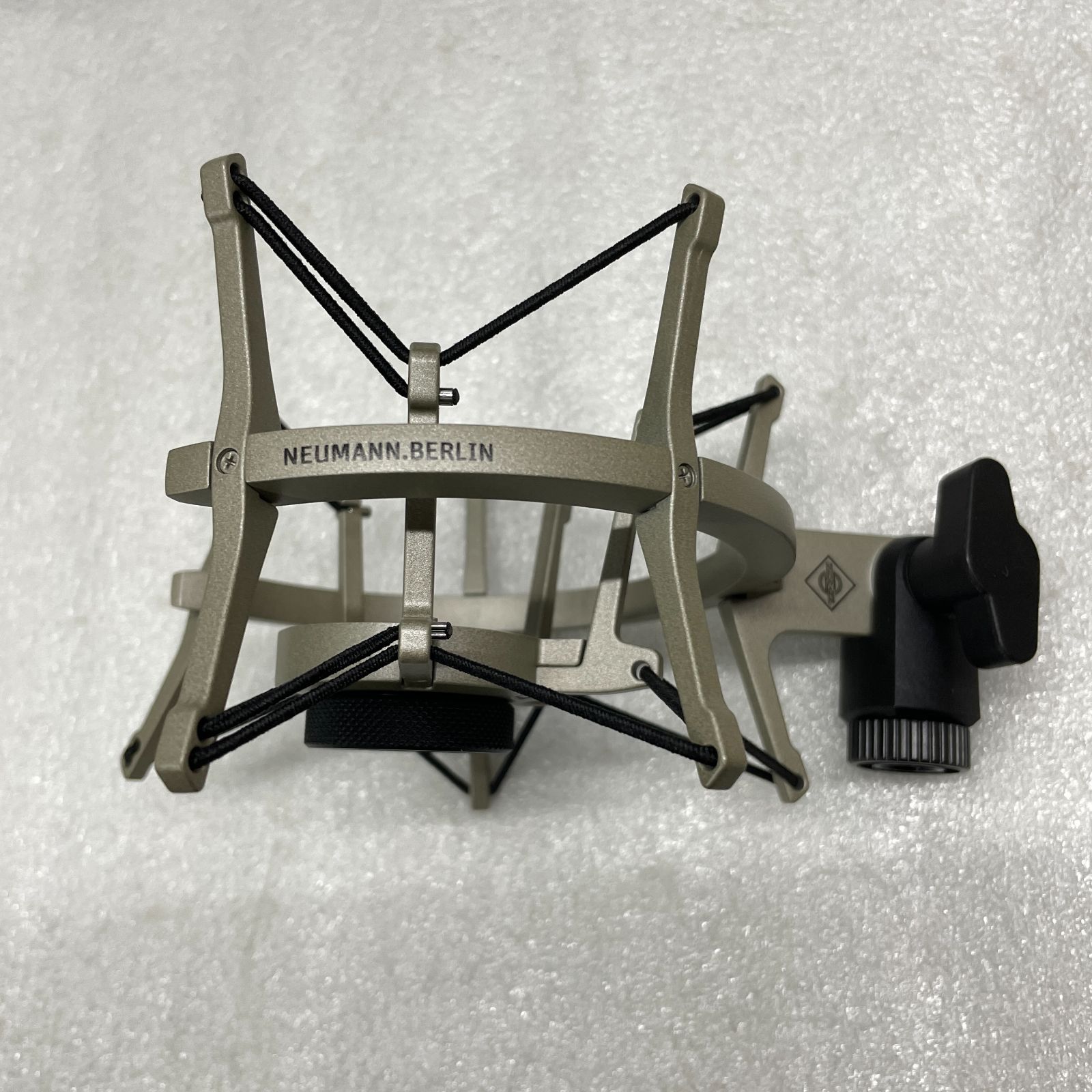 NEUMANN ( ノイマン ) EA 4 マイクホルダー NEUMANN ( ノイマン ) EA 4 送料無料 | サウンドハウス