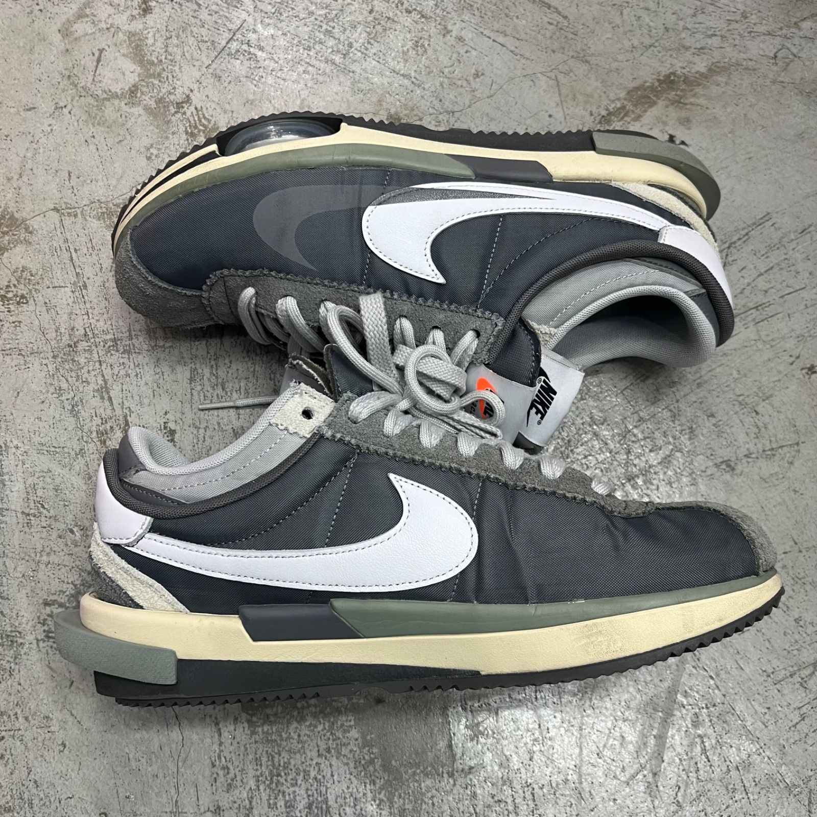 国内正規 sacai NIKE Zoom Cortez Iron Grey コラボ ズーム 国内正規 sacai NIKE Zoom Cortez Iron Grey コラボ ズーム