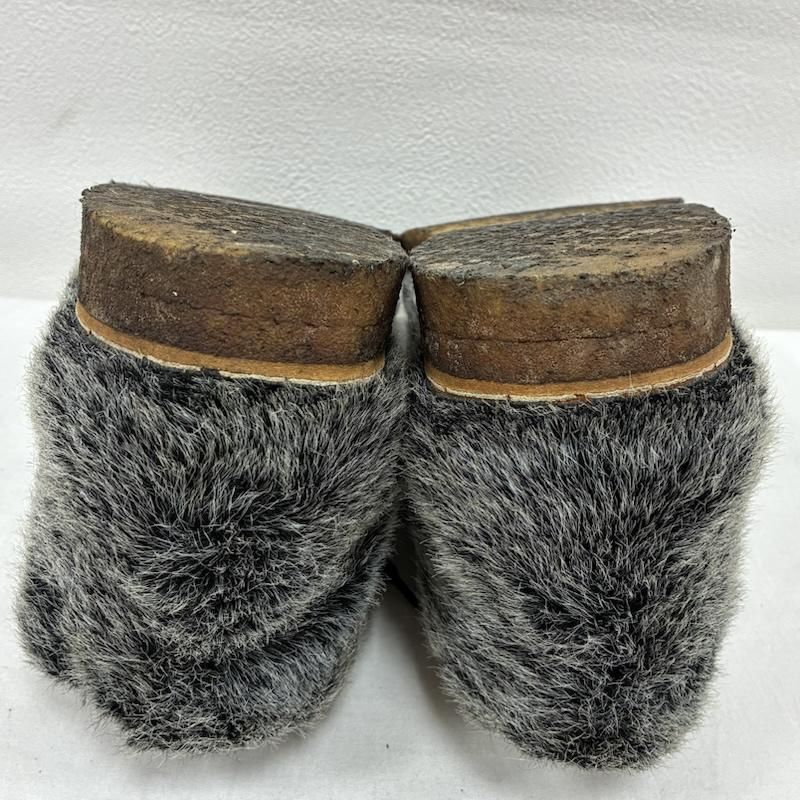 des GARCONS