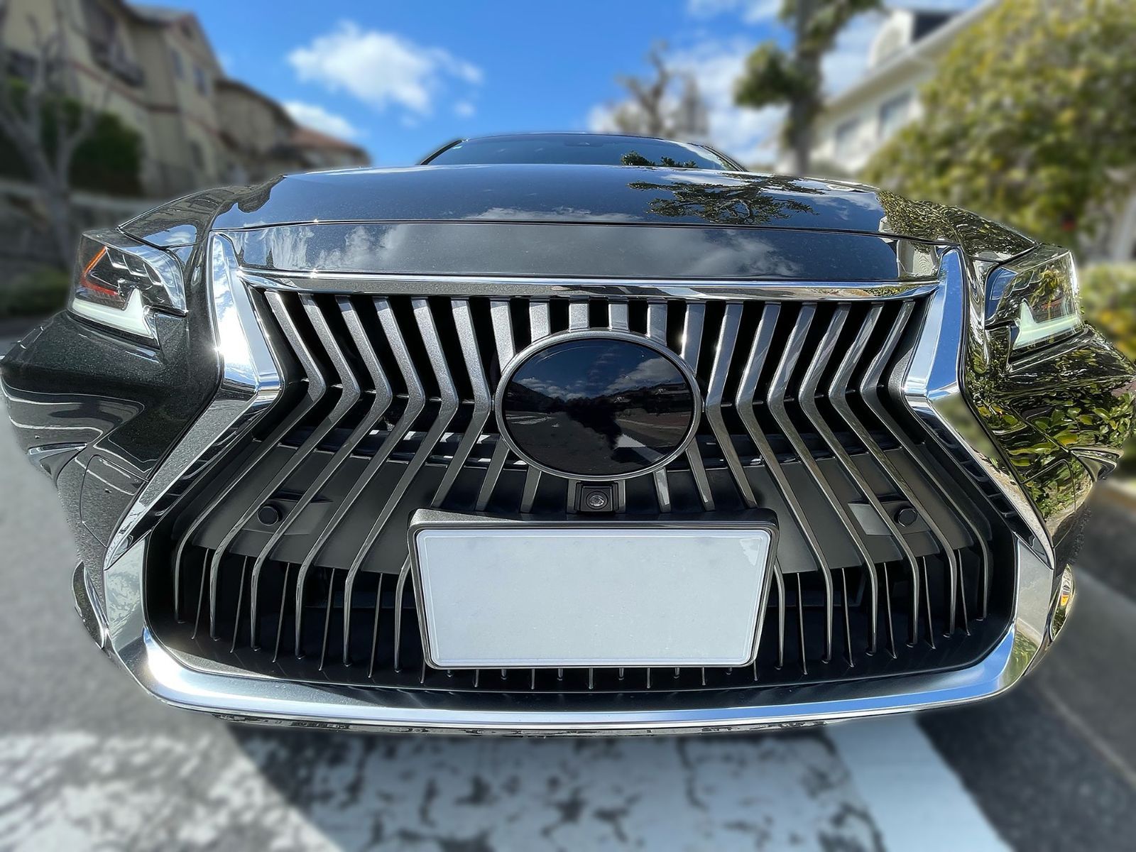 Tint+何度も貼れる エンブレム スモークフィルム(ブラックスモーク5