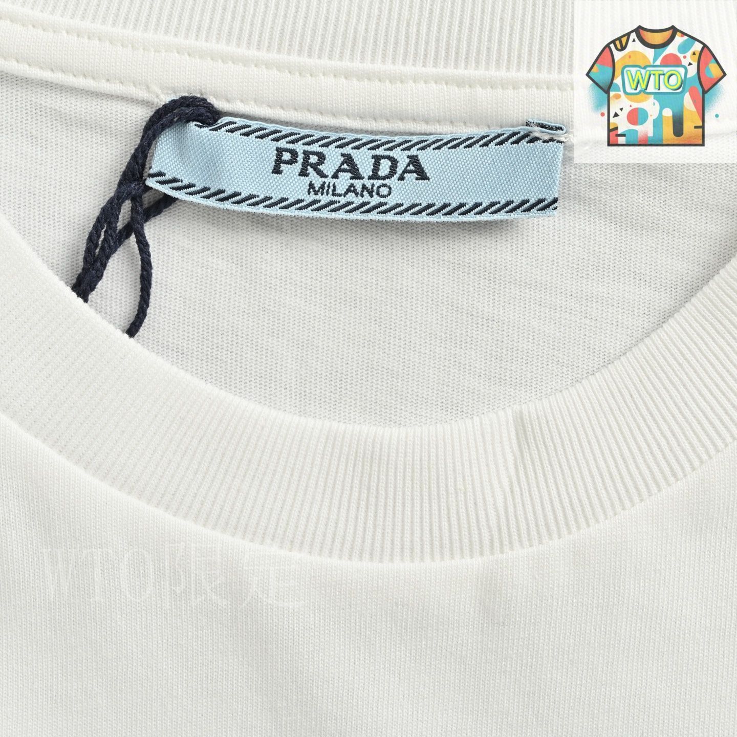 PRADA■【国内発】三角ロゴ ポケット付きのメンズTシャツUJN774 プラダ トライアングル ロゴ T シャツ - メンズ – myCompañero