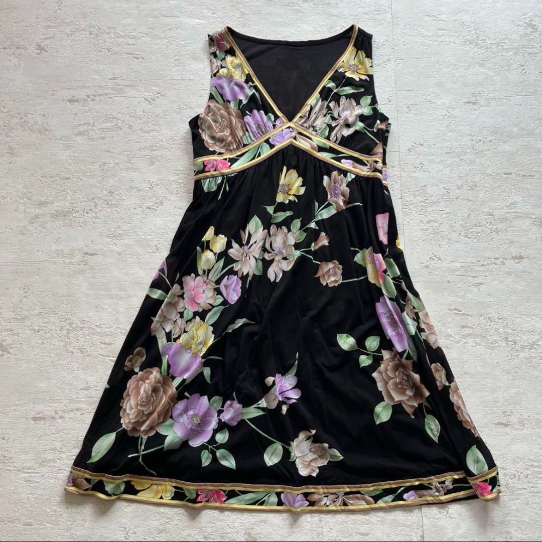 【LEONARD レオナール】黒地 花柄 ノースリーブ ワンピース ロング丈Y1 LEONARD レオナール】黒地 花柄 ノースリーブ ワンピース ロング