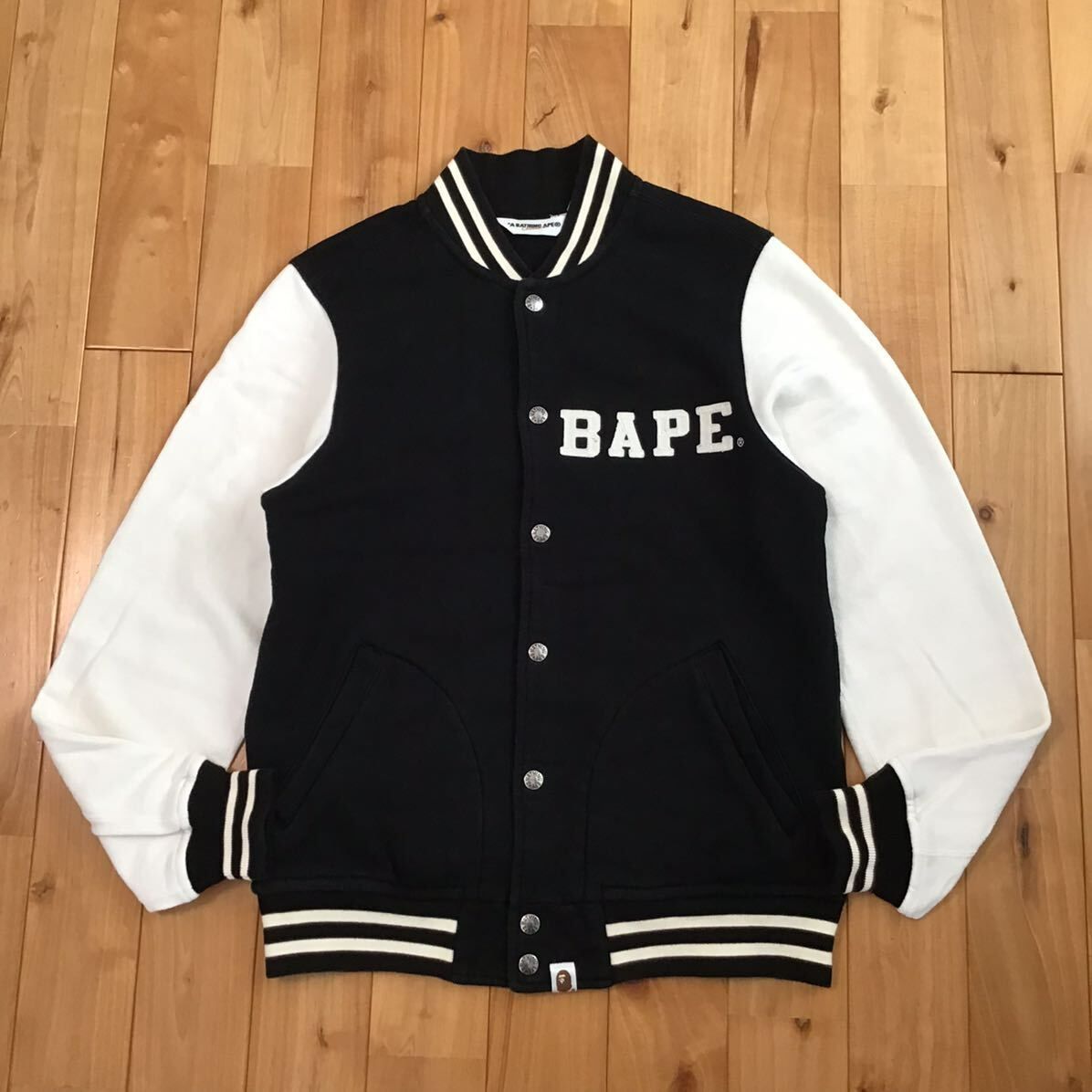 BAPE LOGO 刺繍 スウェット スタジャン Sサイズ a bathing ape sweat varsity jacket エイプ ベイプ  アベイシングエイプ NIGO - メルカリ