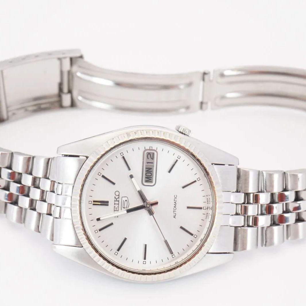 5 SEIKO