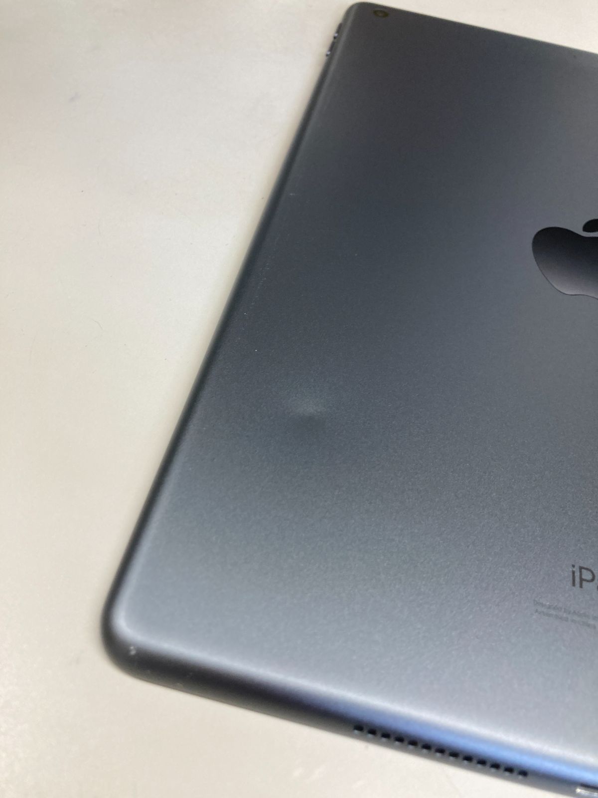 美品 Apple iPad(第8世代) WiFi 128GB スペースグレイ 美品 Apple iPad(第8世代) WiFi 128GB スペースグレイ