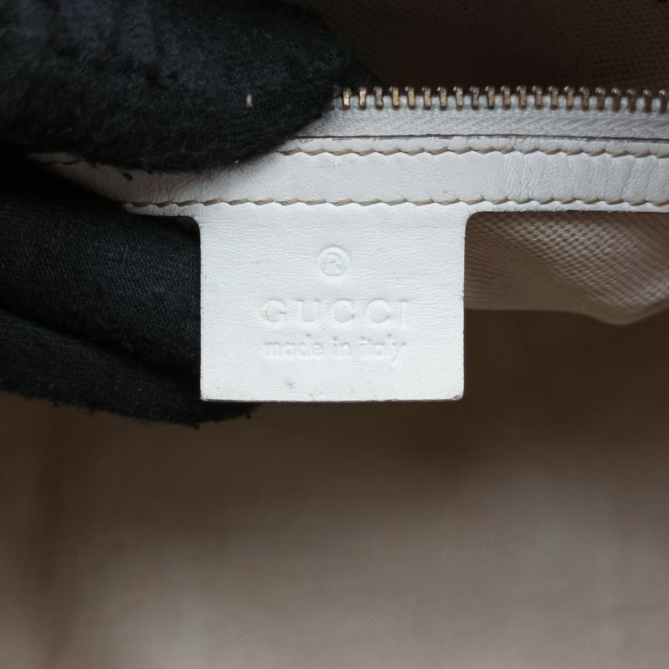 グッチGucciシェリーラインホワイト×ベージュ×マルチファブリック247205A7773023